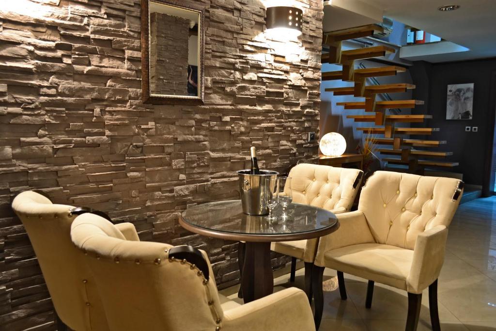 Domus Aparthotel Скопие Екстериор снимка